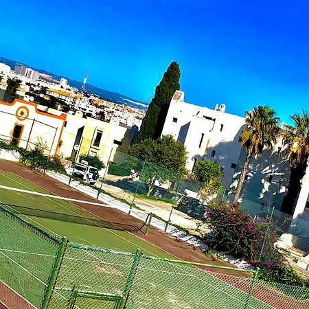 Ξενοδοχείο με διαμερίσματα Jardim - Turisticos