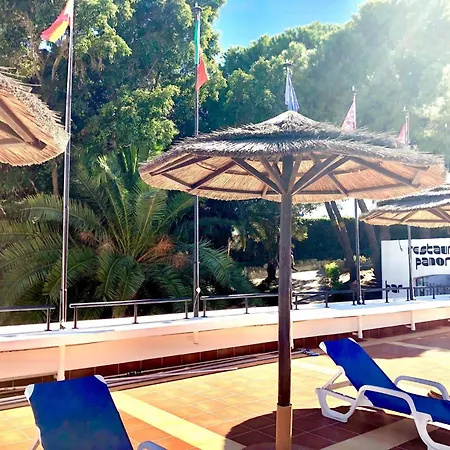 Ξενοδοχείο με διαμερίσματα Jardim - Turisticos